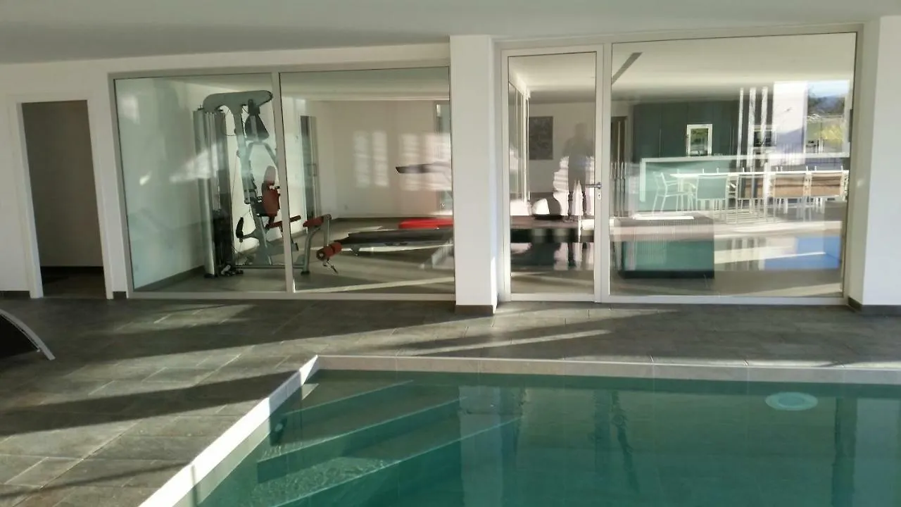 Casa Llosa Ρόζες Βίλα